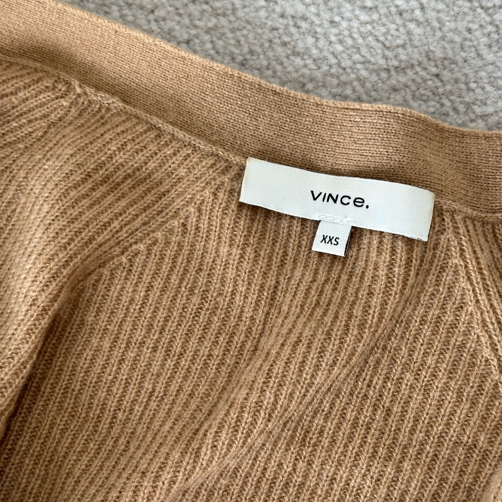 Vince Ribbed Raglan Cardigan - Light Dune - Picture 5 of 5